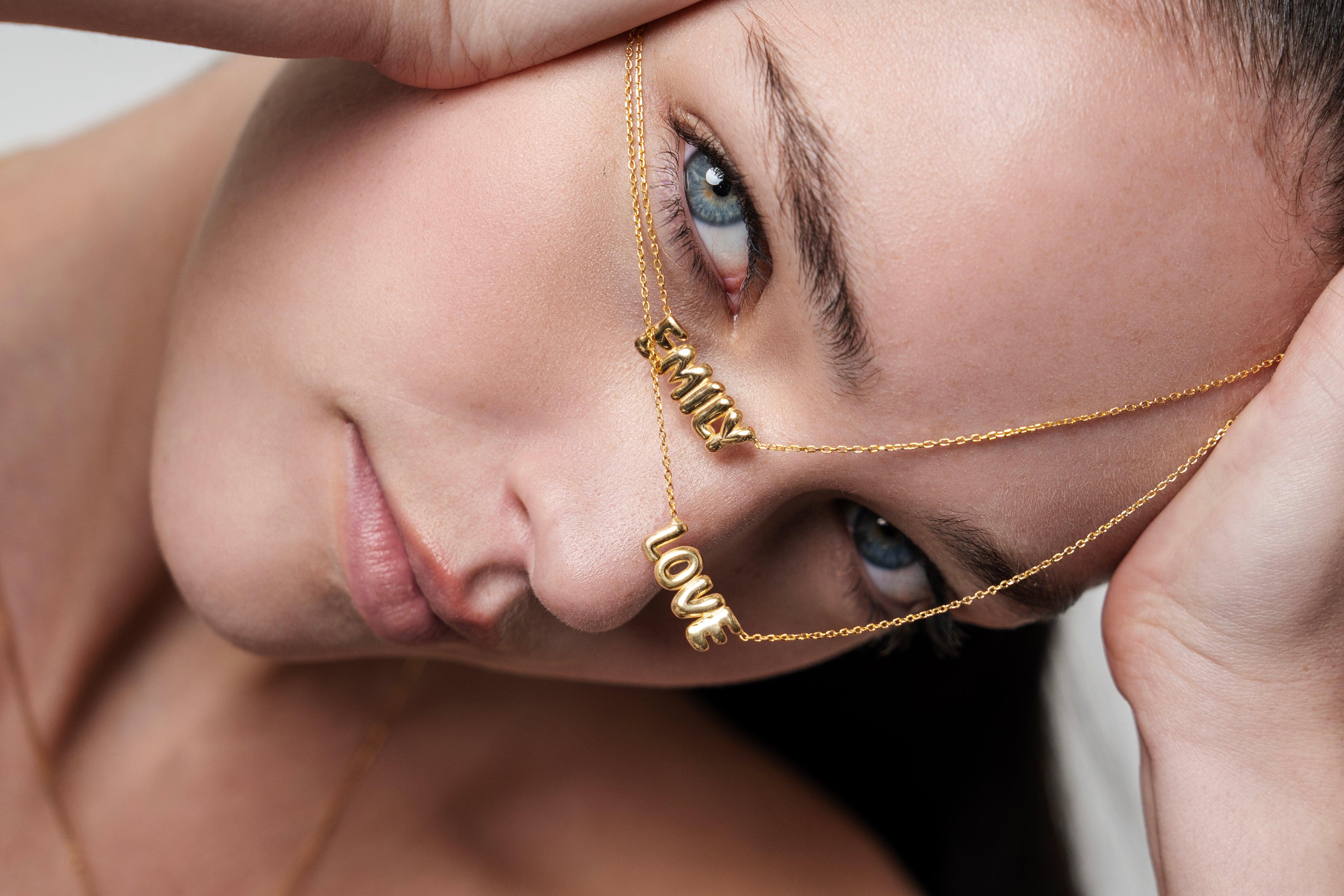 Bubble Nameplate Necklace - SELEN JEWELS